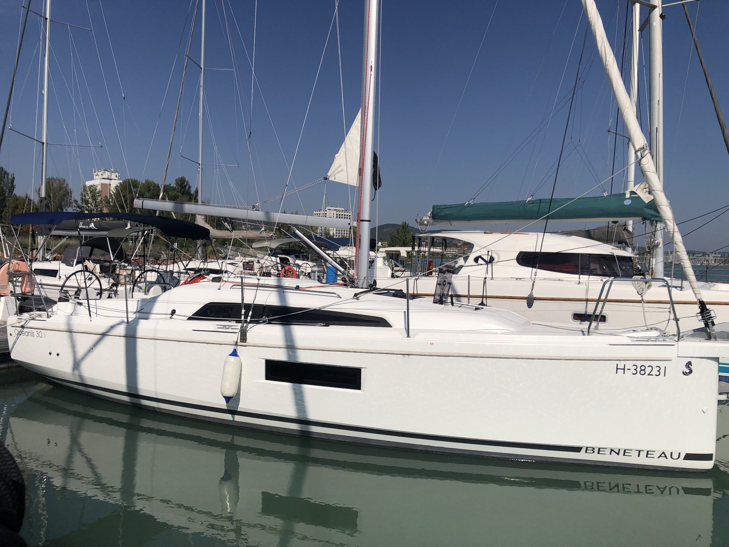 Beneteau Oceanis 30.1